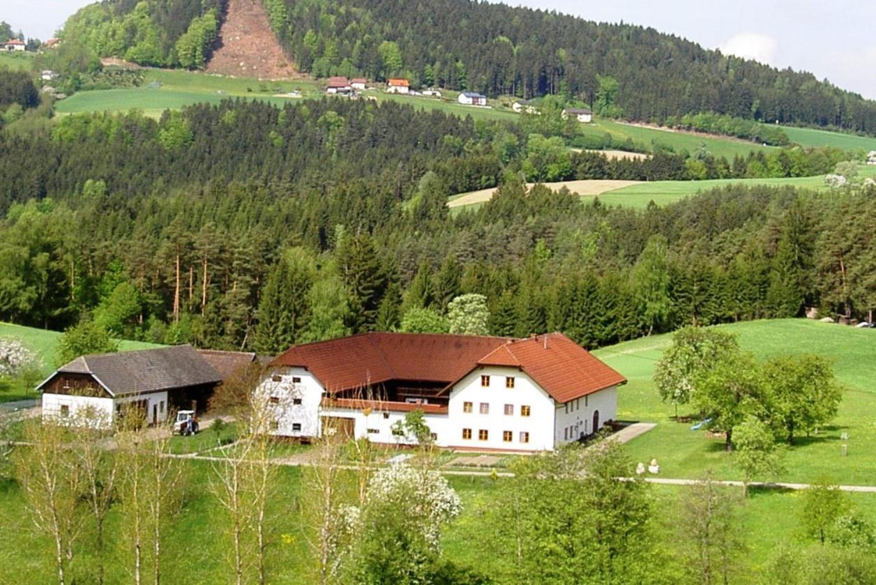 Urlaub Am Bauernhof Wenigeder - Familie Klopf Villa Gutau Bagian luar foto